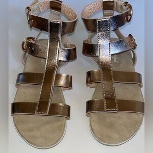 Girls size 4Metallic Sandals